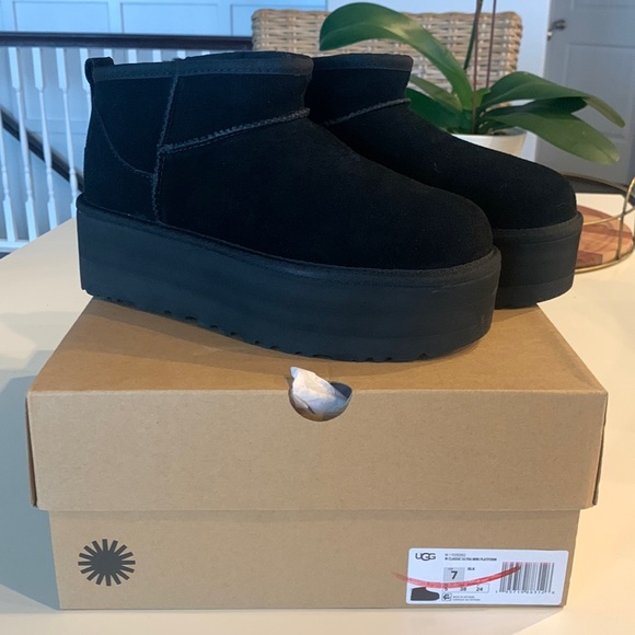 UGG Shoes - NWB Ugg classic Ultra Mini Platform boots-black-size 7